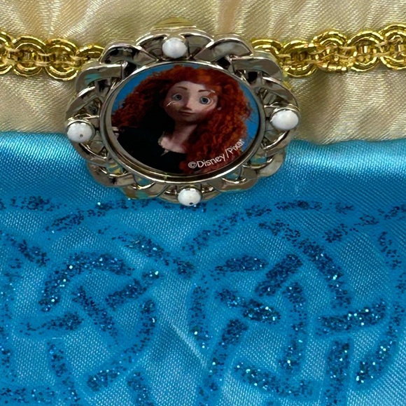 Disney Pixar Brave Merida Classic Costume, Auqa/Gold size 4-6X Disney princess - Picture 4 of 8
